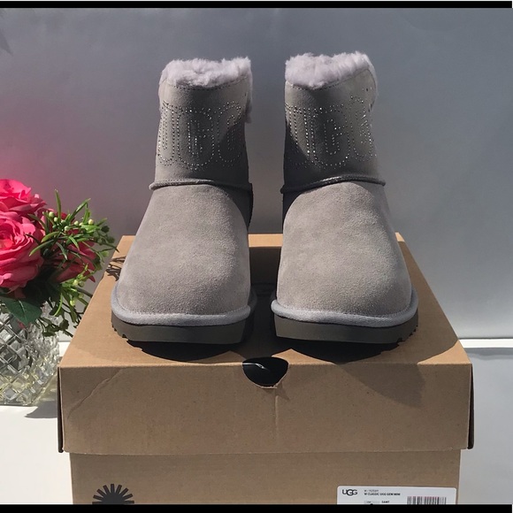UGG Classic UGG Gem Mini Boots - Picture 8 of 10